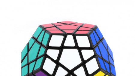 THINK OUT OF THE RUBIK - HÃY TƯ DUY NHƯ CÁCH BẠN XOAY RUBIK